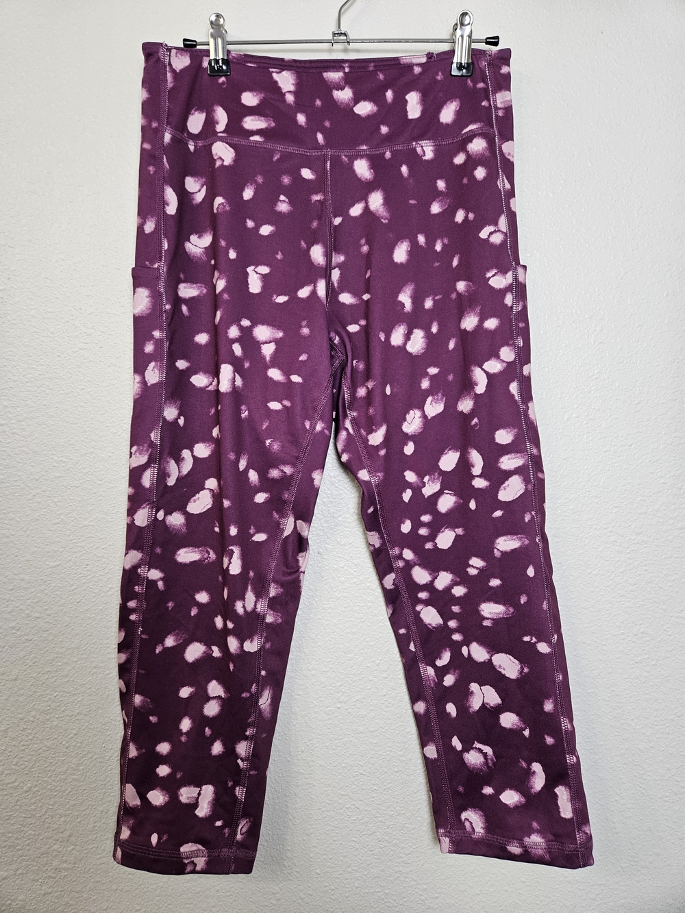 tek gear Purple and Light Pink Tie-Dye Leggings with Side Pockets Womens L